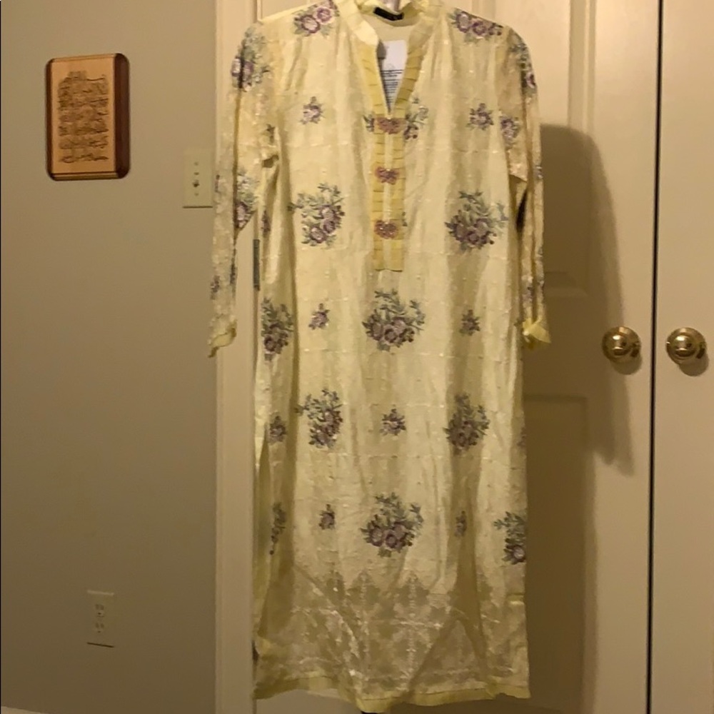 Sapphire s kurta